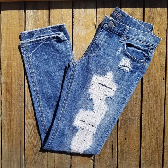 distressed ripped boyfriend jeans